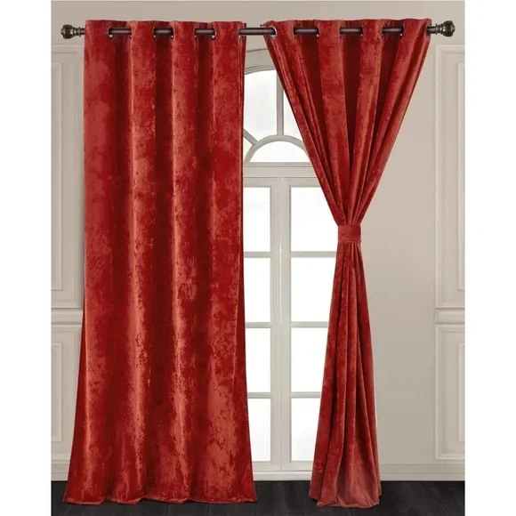 Elegant Velvet Curtain set - Picture 2 of 8